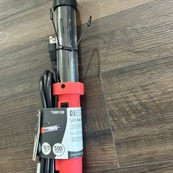 UTILITECH LED WORK LIGHT 500 LUMENS (BRAND NEW)