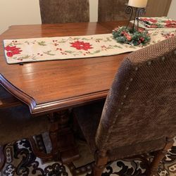 Dining Table And Chairs 