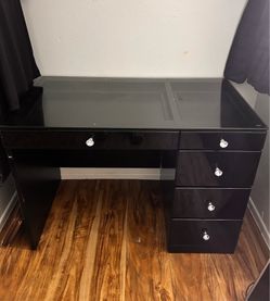 Black vanity w/chair