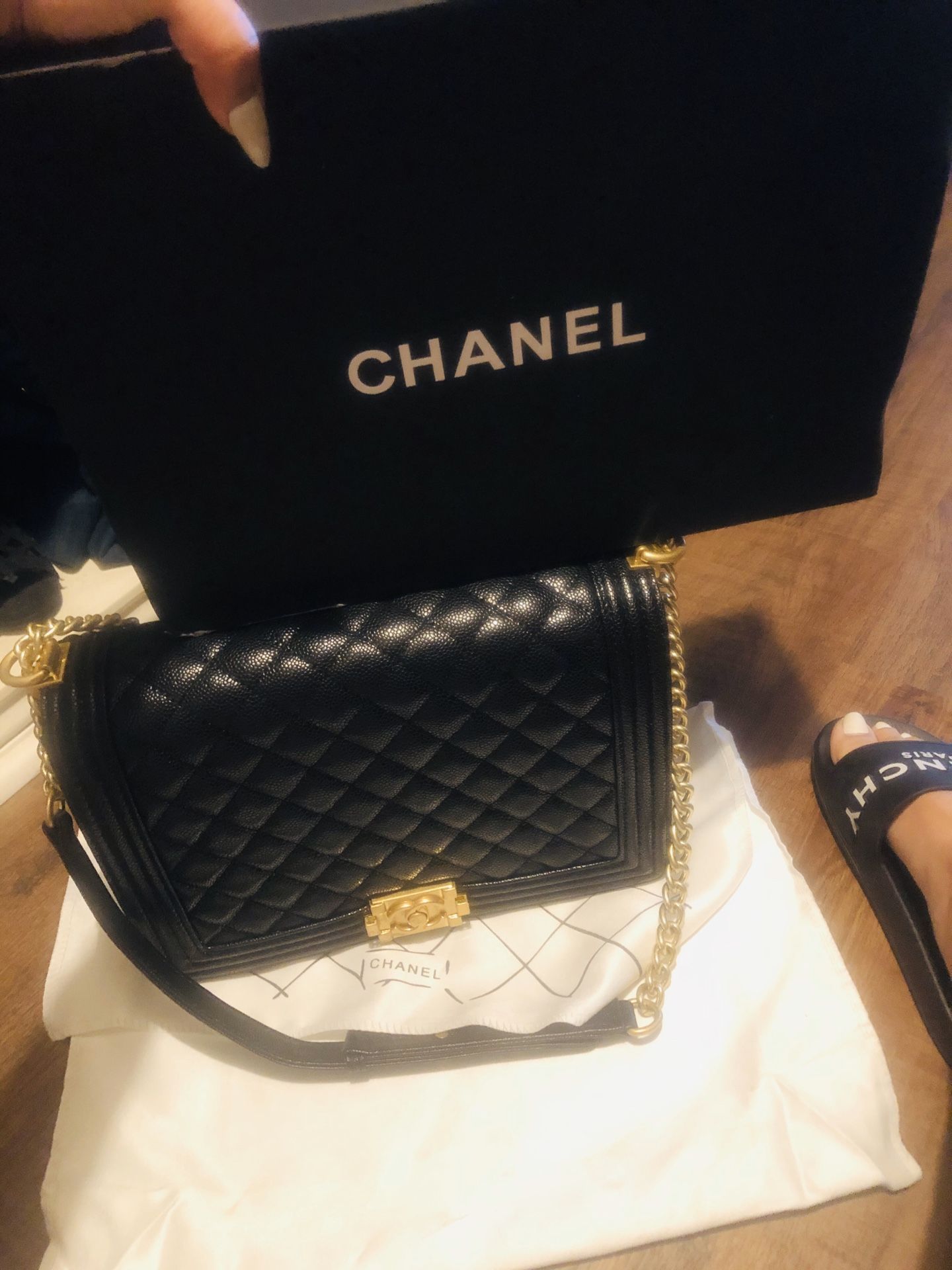 jumbo chanel boy