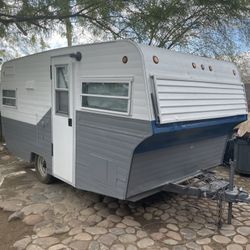 Camper Trailer / Traila 
