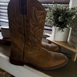 LAREDO WOMENS COWBOY BOOTS