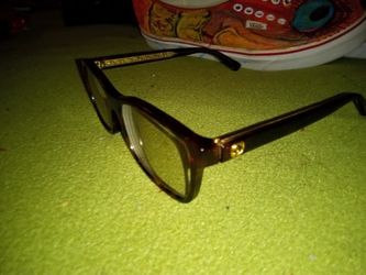 Gucci Reading Glasses Transitional Lens Light Prescription Will Take A 💯 Today.