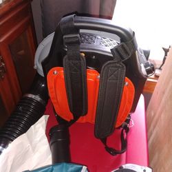 New Back Pack Blower https://offerup.com/redirect/?o=NjMuQ2M= 