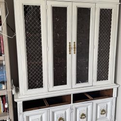 Free Furniture 