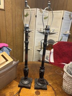 Vintage Set of 2 Lamps  - approx 31”T Finals have chips as pictured   $18 Set   Millington Oakland Meets  Wolfchase/Bartlett Guitar Center Sat @1pm