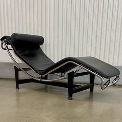 Vintage Italian genuine black leather "Le Corbusier LC4 style," adjustable lounger