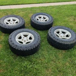 OEM Dodge Ram 1500 Wheels & Tires
