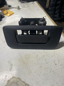 07-13 Silverado OEM tail Gate Handle