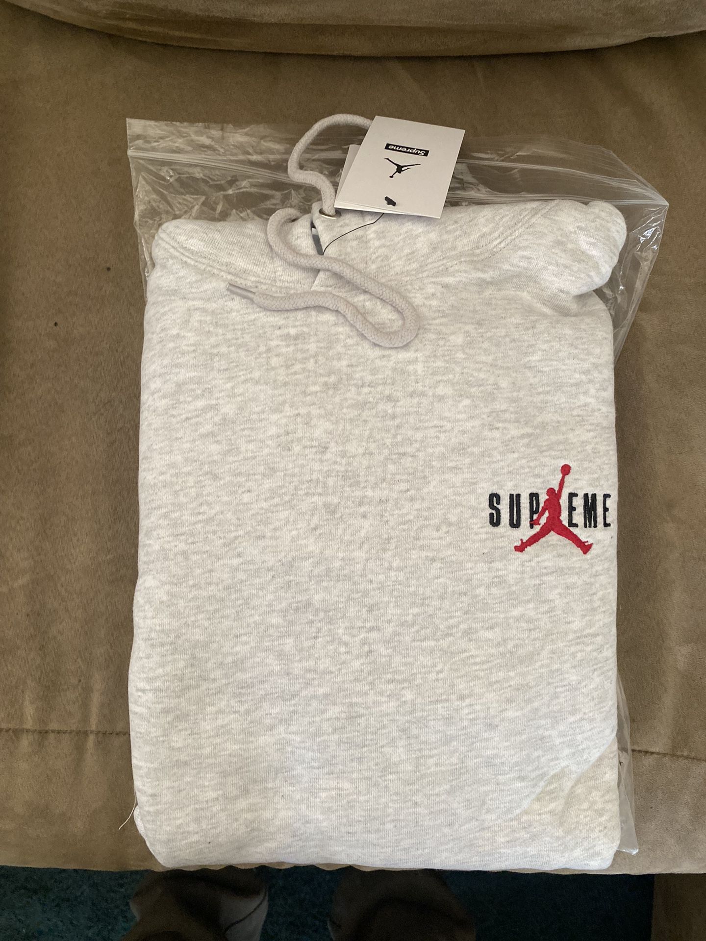 Supreme X Jordan Hoodie Hooded Sweatshirt Large NWT