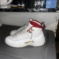 Jordan 12s 