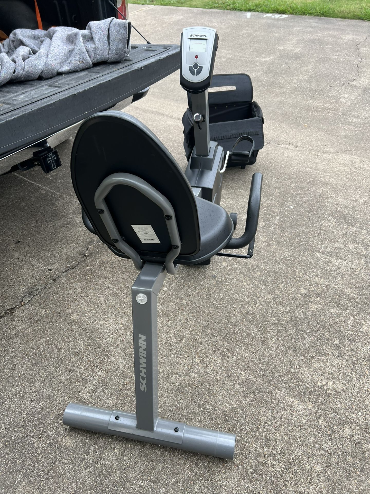 Recumbent bike