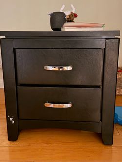 Night stand