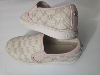 MK Michael Kors gorls shoes size 1 $10