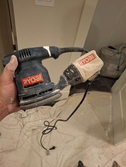 Ryobi Random Orbit Sander with Dust Bag