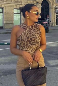 NWT Zara leopard-print bodysuit, Size Large
