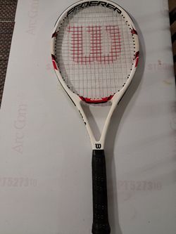Wilson Roger Federer tennis racket designed with the iconic "Federer" branding features a grip size of 4 1/2 or L4. Air Lite Alloy Made 