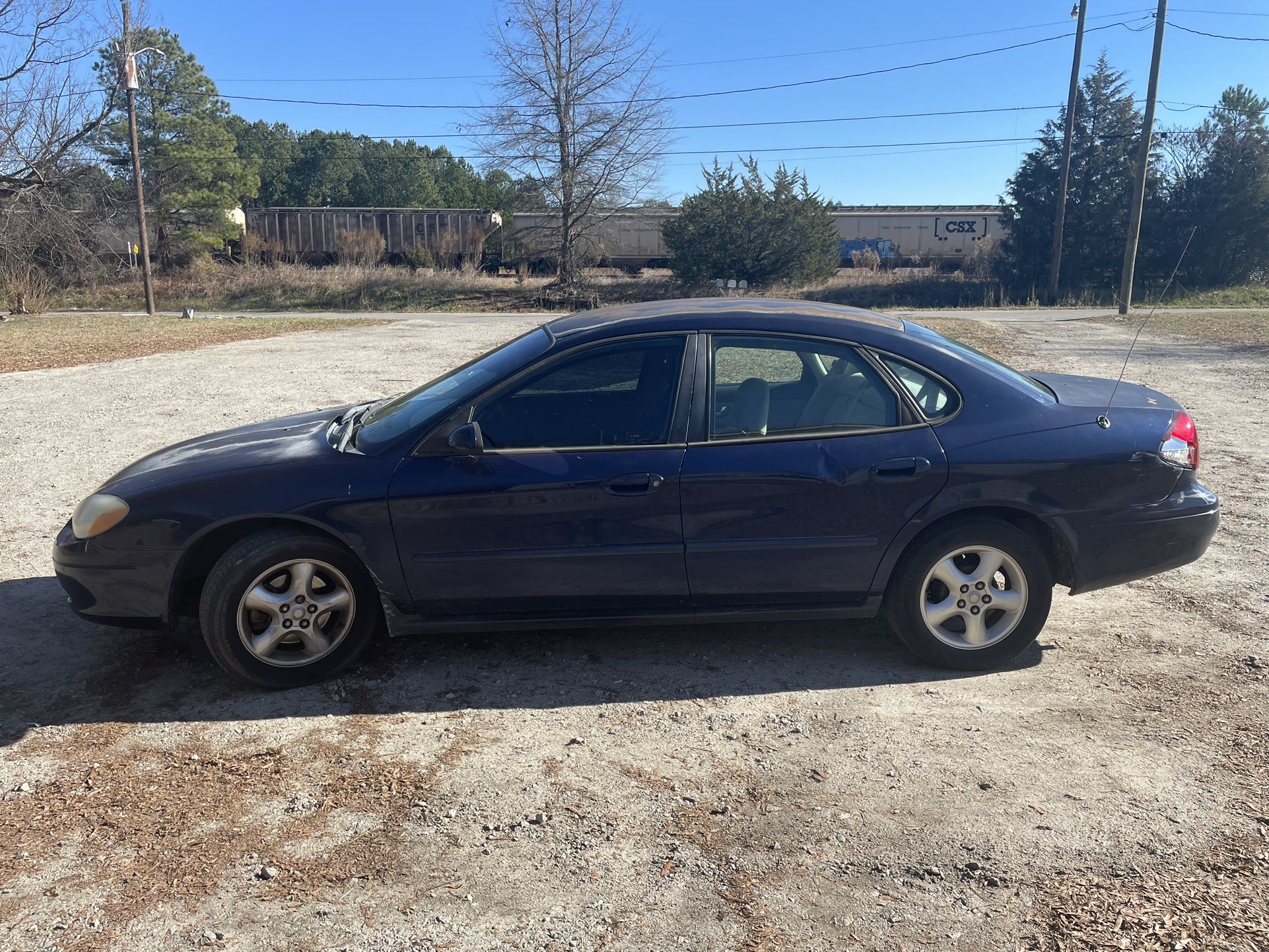 2001 Ford Taurus