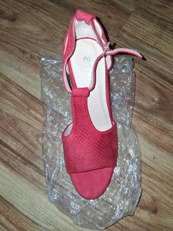 Red heels new sz 9