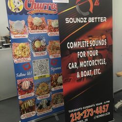 Standing Rectratable Banners