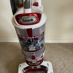 Shark Vacuum 