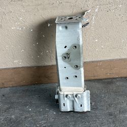 (507) 20-24 Cadillac Ct5 Left Frame leg 2020 2021 2022 2023 2024