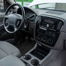 2002 Ford Explorer