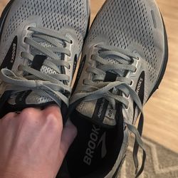 Brooks Women Adrenaline Running Shoes