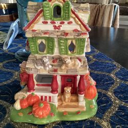 2002 “ Autumns Glow “ Ceramic Fall Tealight house 