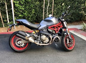 2017 Ducati Monster 821