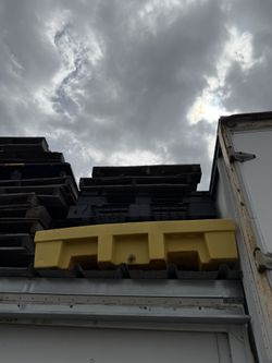 Oil Container Pallet