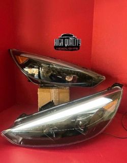 Ford. Focus. 2015. 2017 headlights open box never been used.