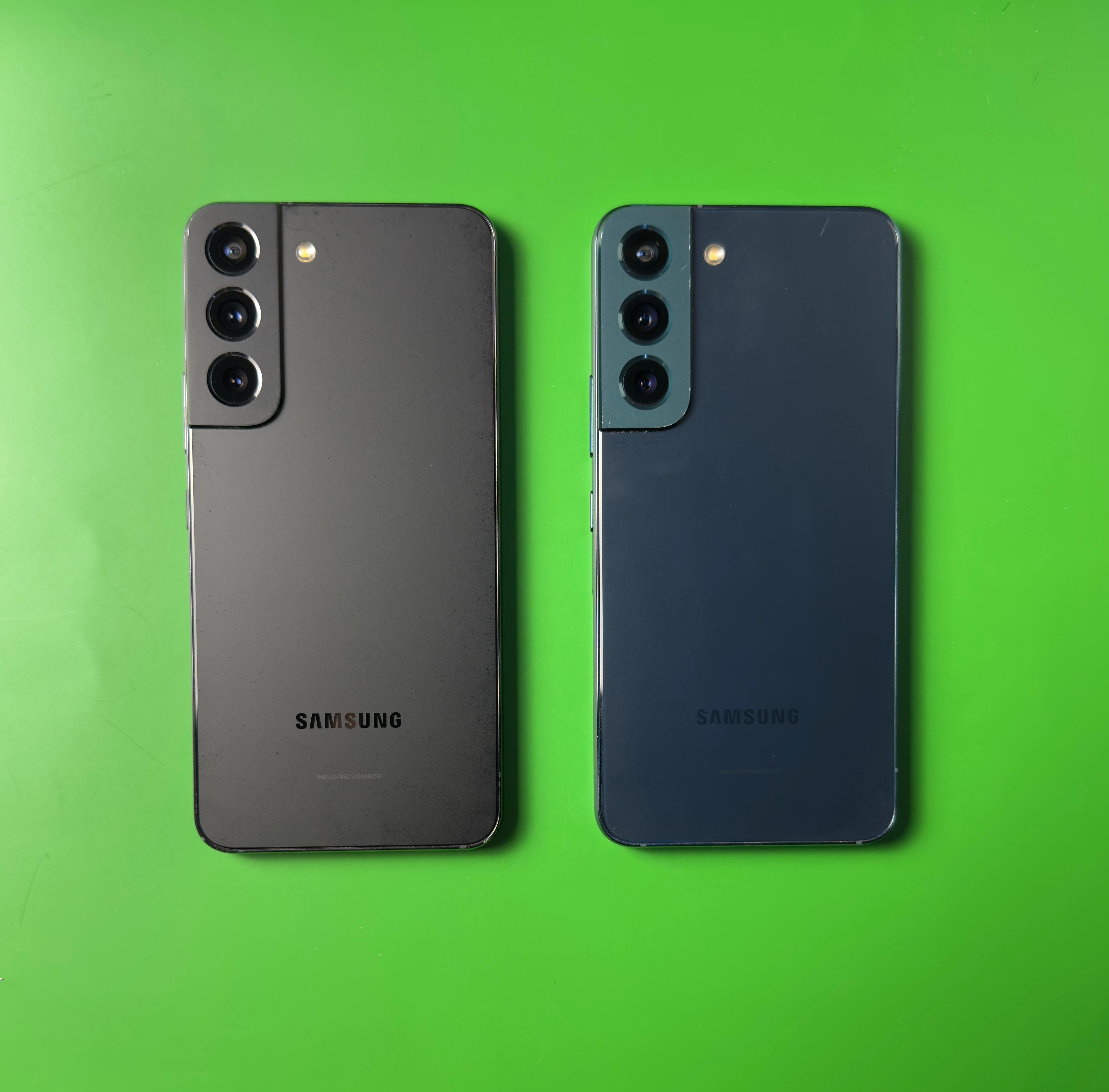 Samsung Galaxy S22 – 128GB – Unlocked