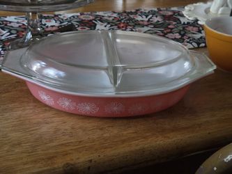 Rare Vintage Pink Pyrex Daisy Divided Dish w/ Lid