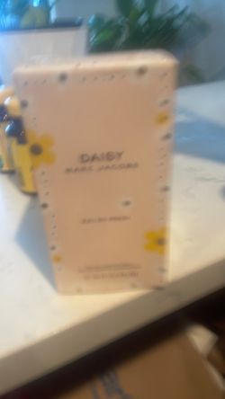 daisy marc jacobs