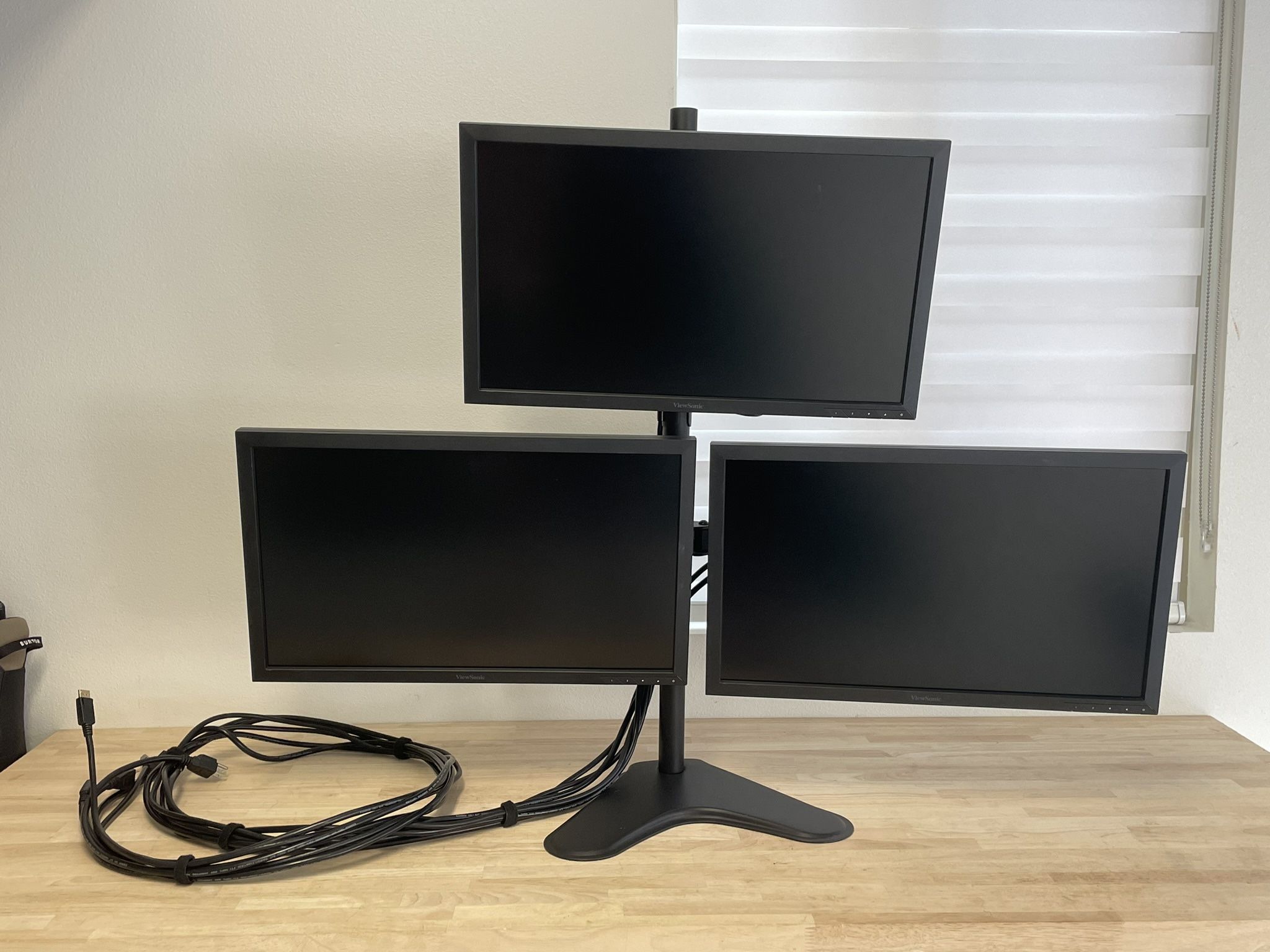 Computer Monitors (10), Stands (3x2, 4x1), & Cables