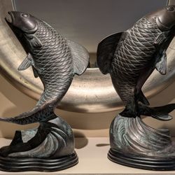 Metal Koi Fish Statues