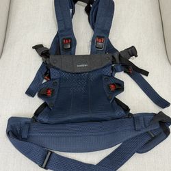 Baby Björn- Baby Carrier Harmony
