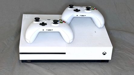 Xbox One S Console with 2 Controllers