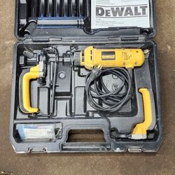 Dewalt Cut Out Tool 