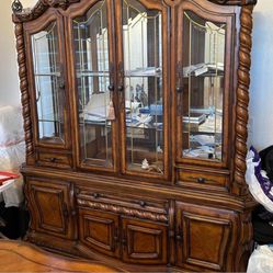 China Cabinet Solid Wood