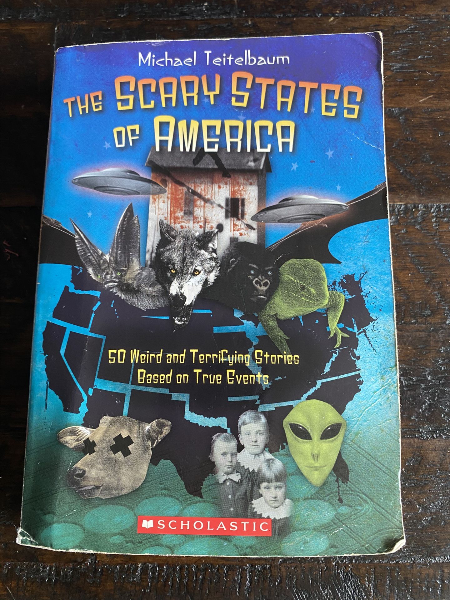 📘Book- The Scary States of America - Paperback