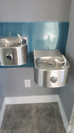 fountain sink. NEW