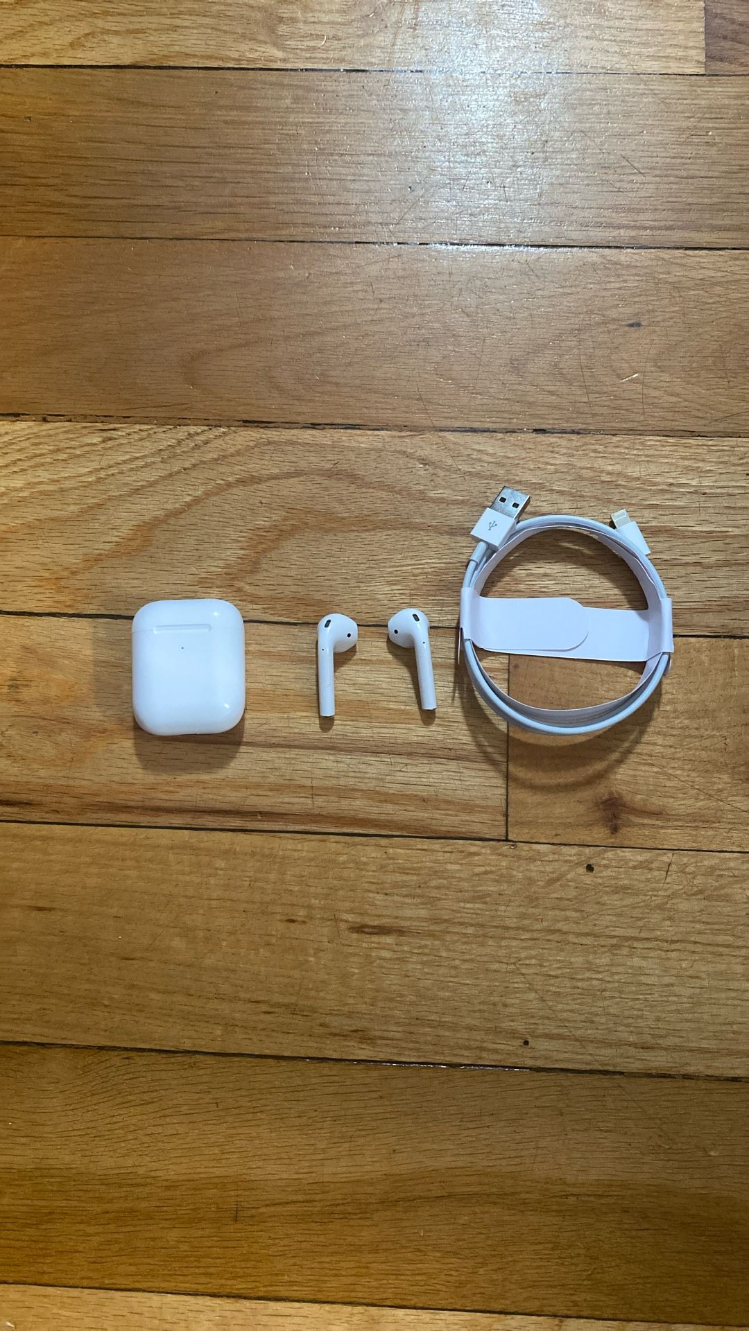 Apple AirPods 1st Generation