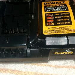 DEWALT 20V 12V 4AMP CHARGER NEW 