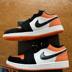 Size 9.5 Air Jordan 1 Low Shattered Backboard 