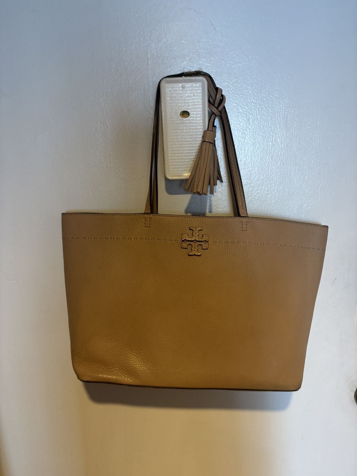 Tory Burch Taylor Tote logo handbag McGraw purse Baguette bag big accessory