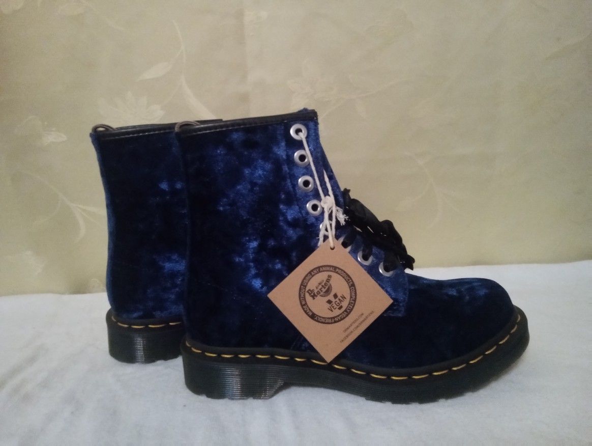 Dr Marten Boots