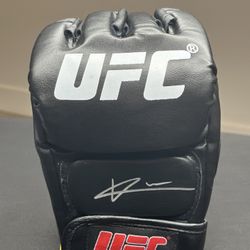 Quillan Salkilld Autograph/Signed Black UFC Glove Upcoming Star Perth Australia