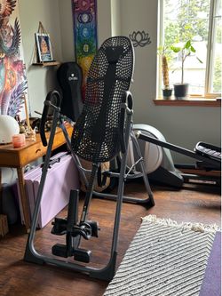Inversion table